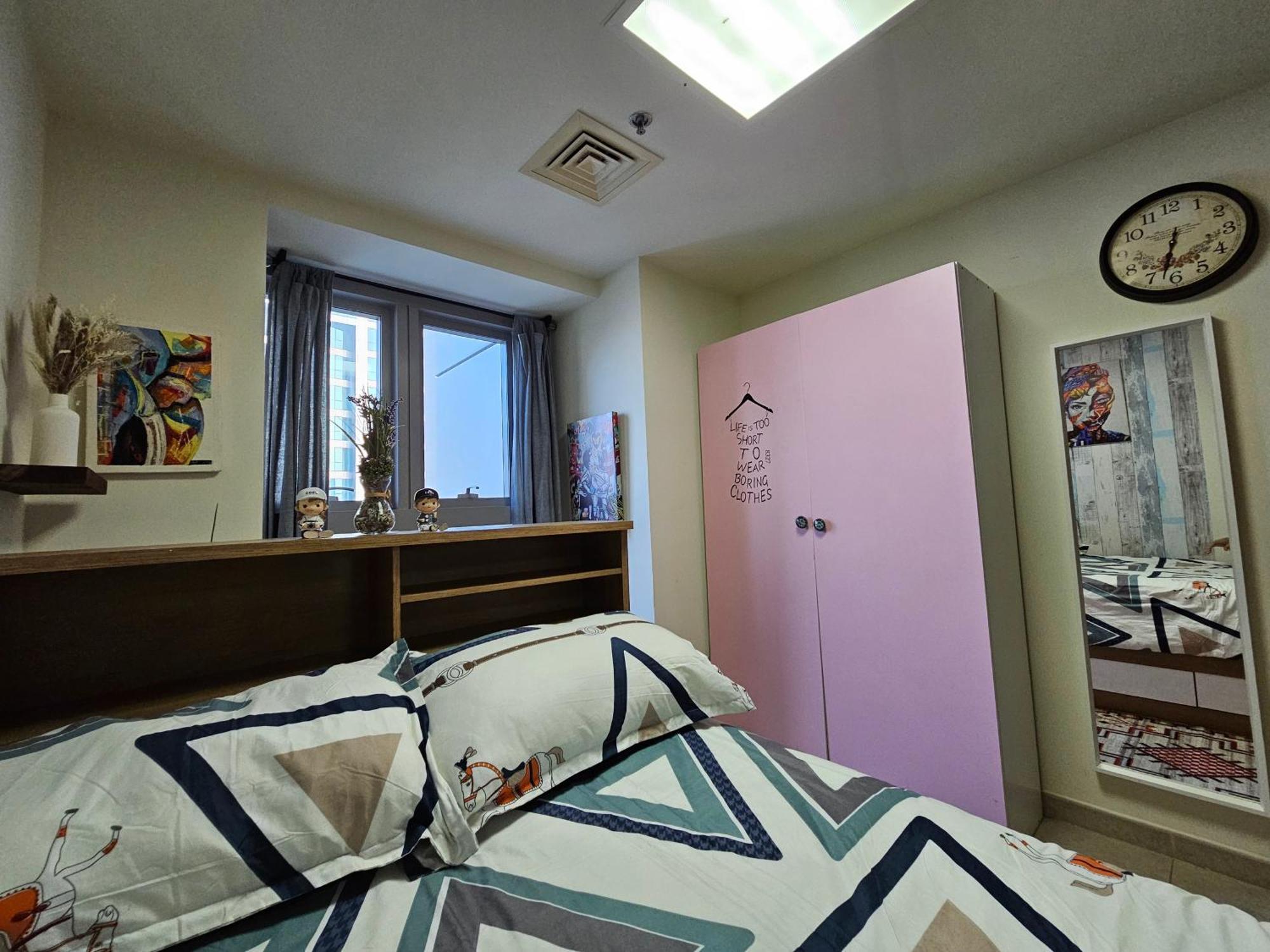 Super Host At Highest Residential Tower In The World, Private Rooms In A Shared Apartment 두바이 객실 사진