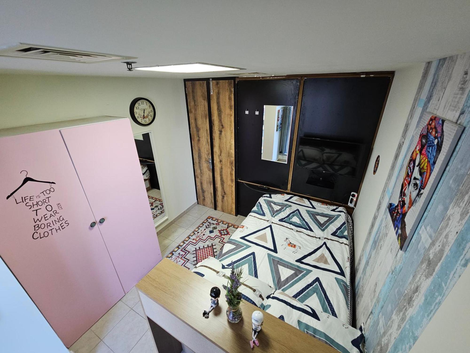 Super Host At Highest Residential Tower In The World, Private Rooms In A Shared Apartment 두바이 객실 사진