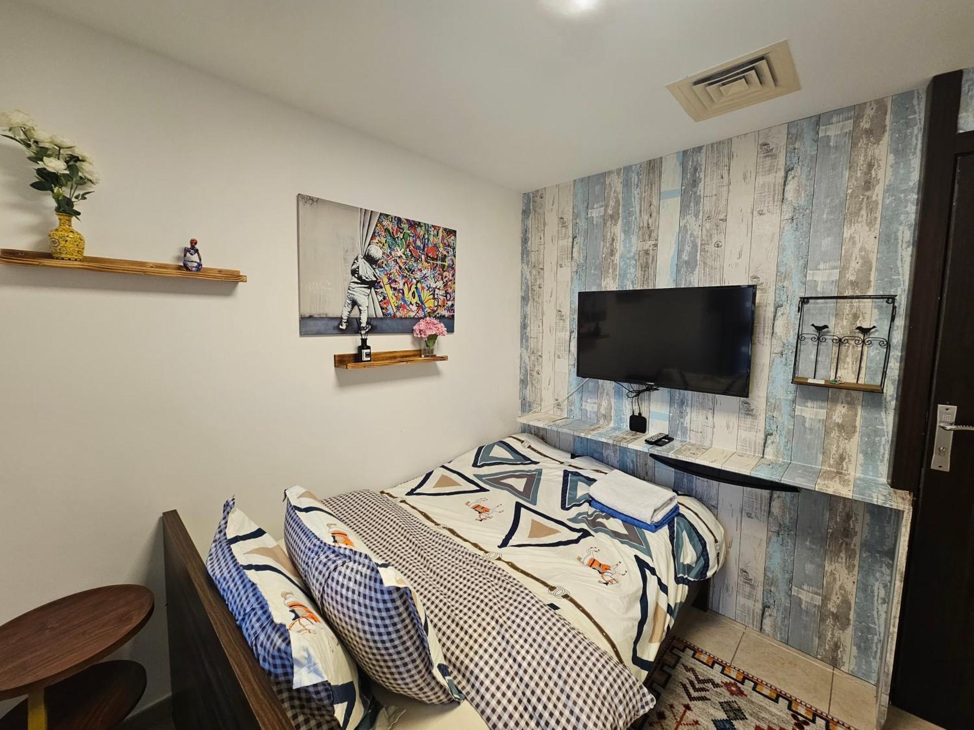 Super Host At Highest Residential Tower In The World, Private Rooms In A Shared Apartment 두바이 외부 사진