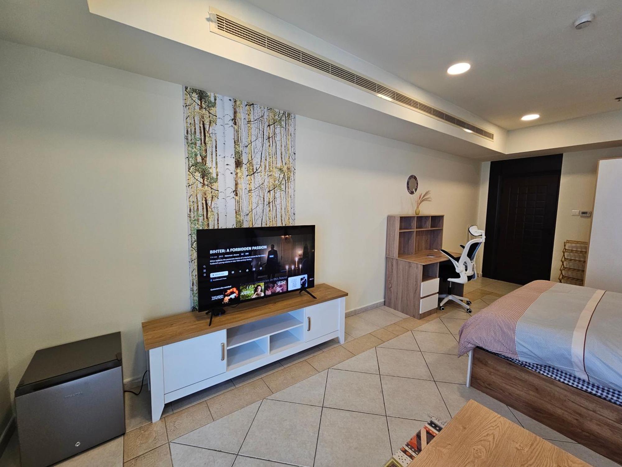Super Host At Highest Residential Tower In The World, Private Rooms In A Shared Apartment 두바이 객실 사진